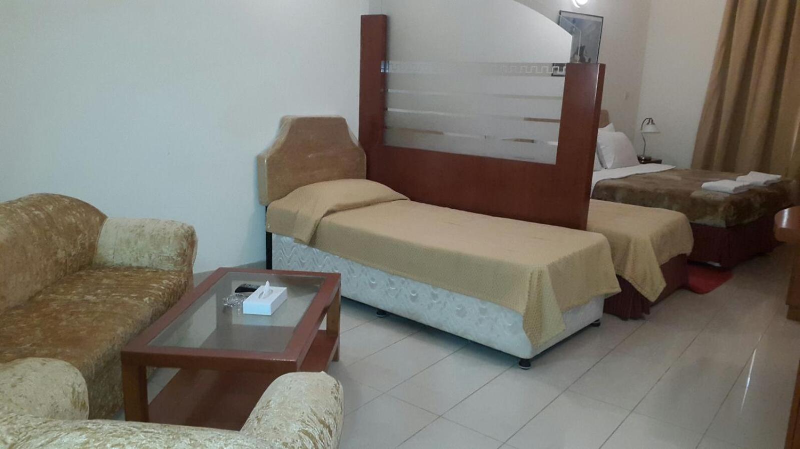 Al Raein Holiday Homes دبي المظهر الخارجي الصورة